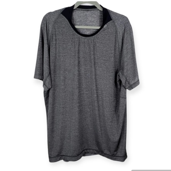 Lululemon Men’s XL Bolt Tech ll Short Sleeve Shirt Heathered Black - Picture 1 of 9